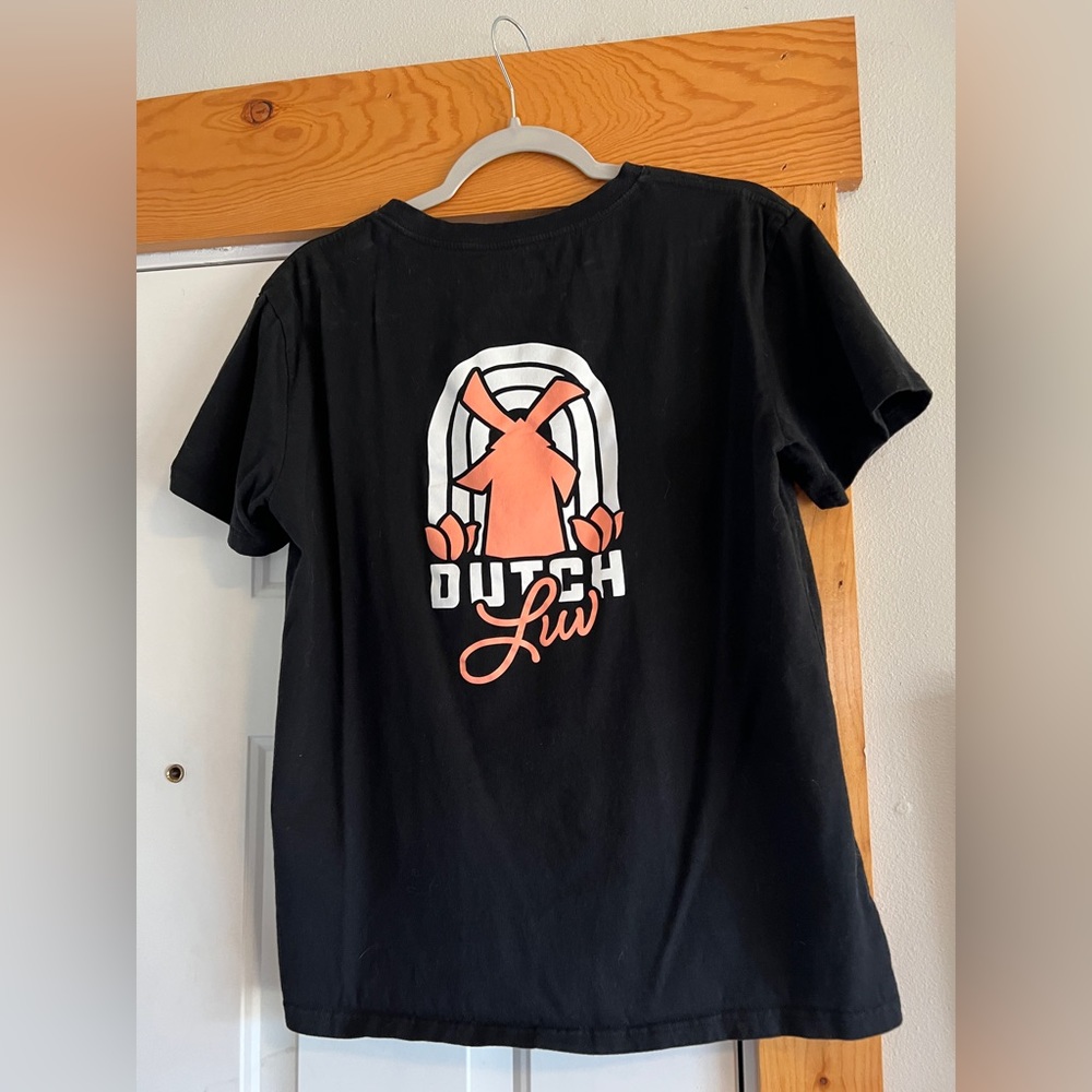 XL Dutch Bros Shirt